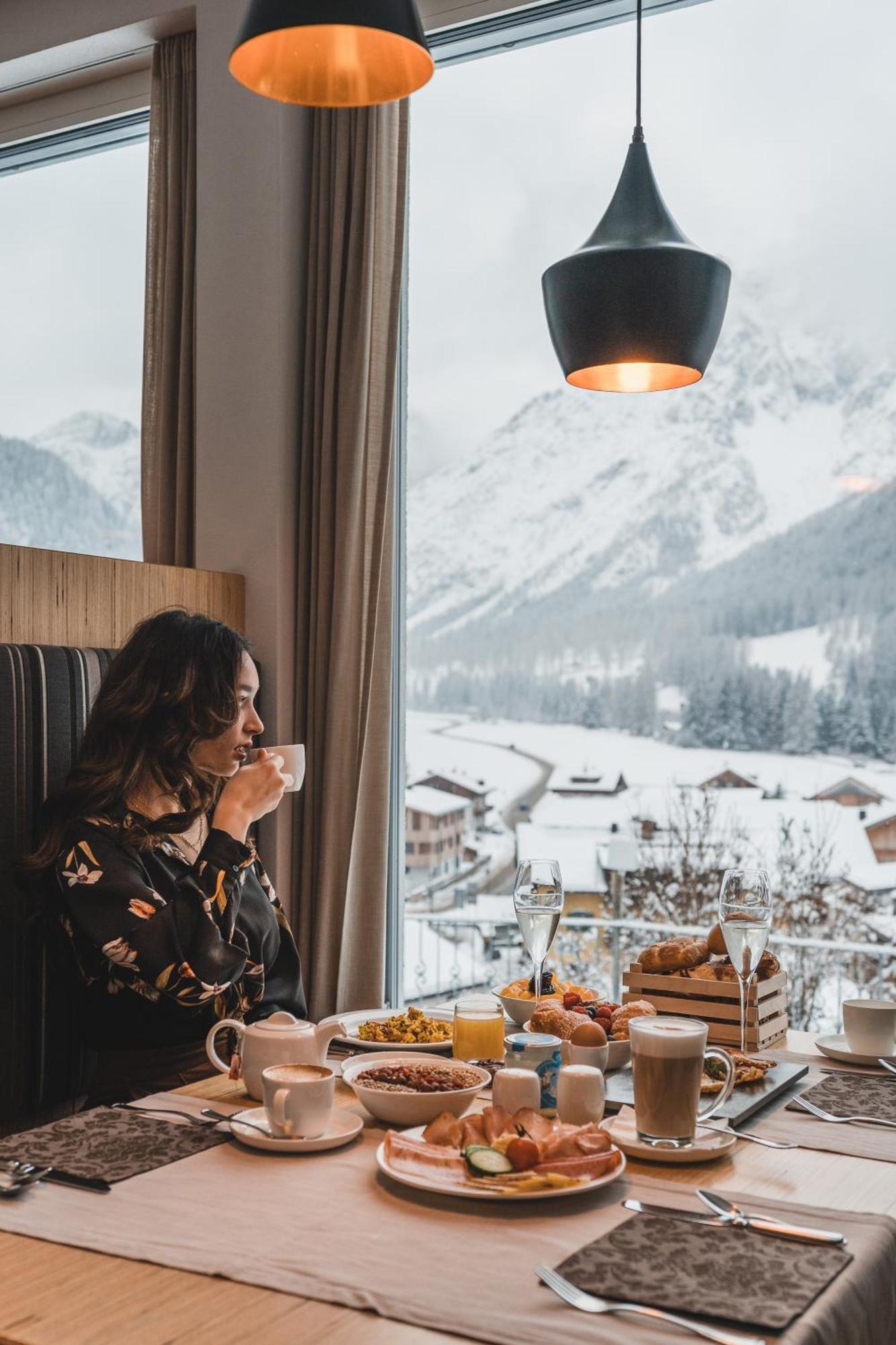 Hotel Royal Und Ferienhaus Annabel セスト エクステリア 写真